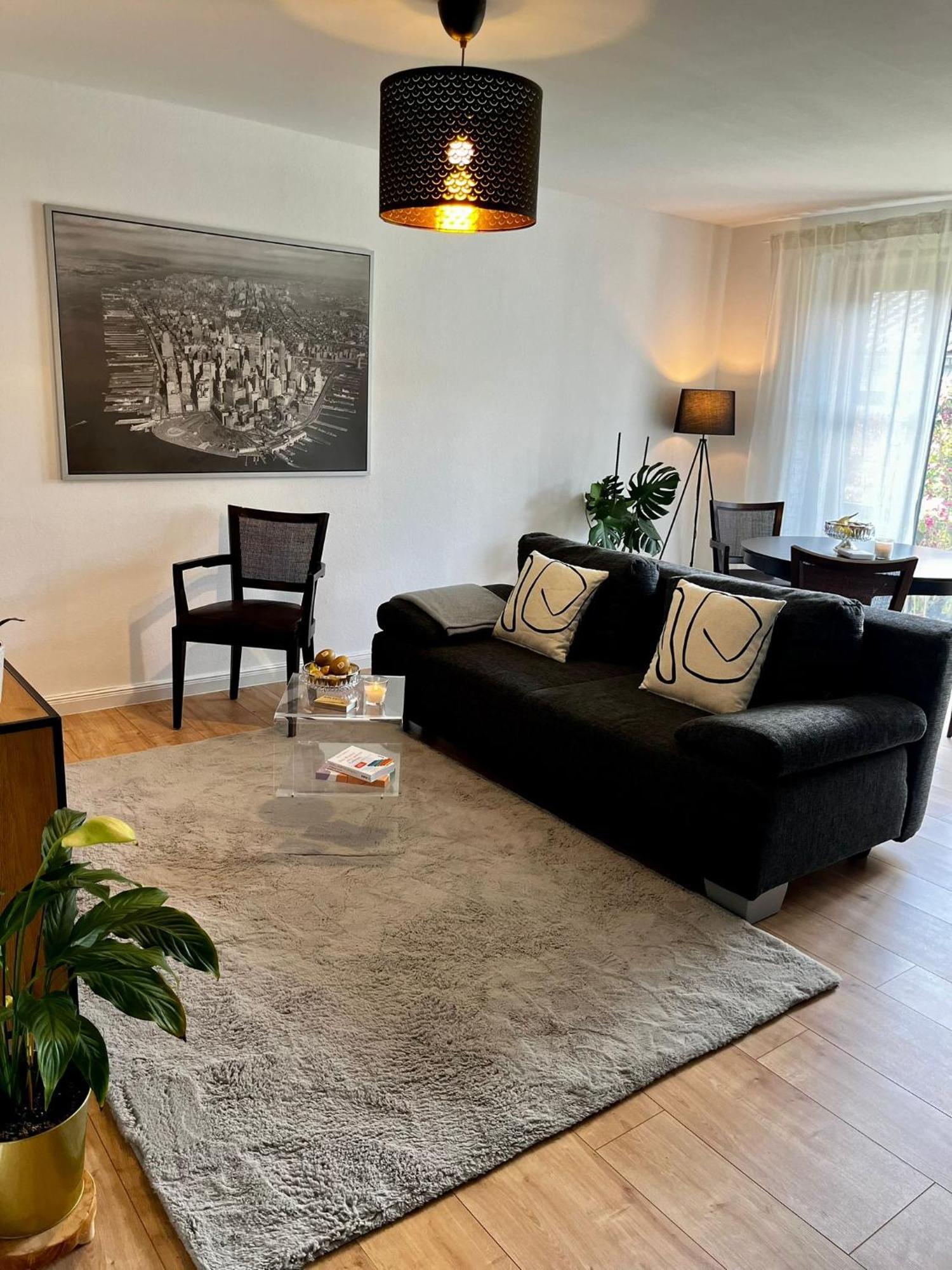 Apartment Os *
